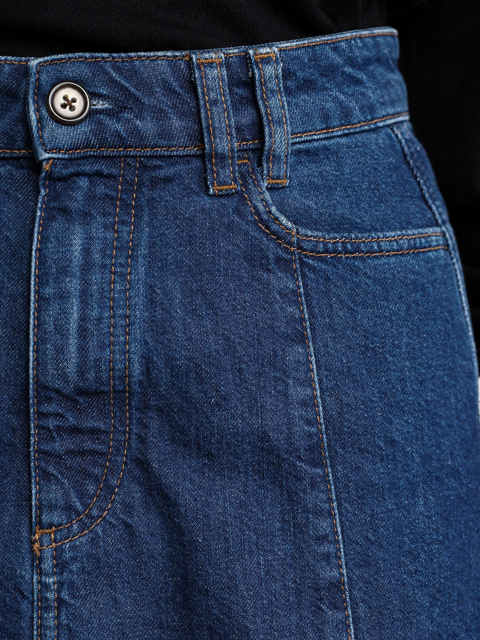 Юбка джинсовая расклешенная темно-синего цвета